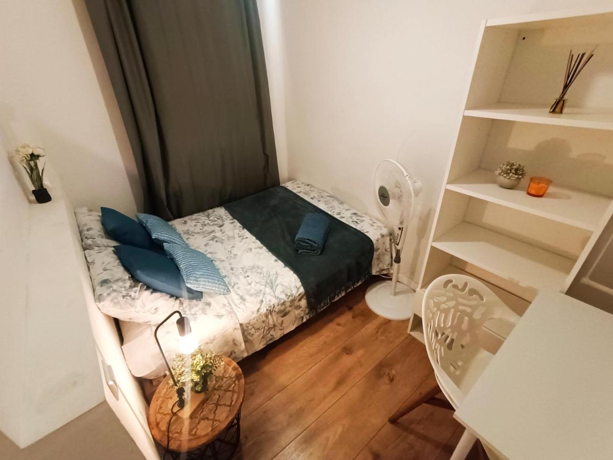 Private Rooms In Gothic Barcelona Luaran gambar